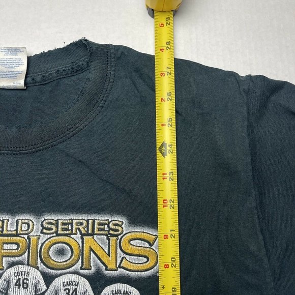 vintage Y2K Chicago Whotesox MLB Champions T Shirt Size L 2005 - Picture 10 of 10